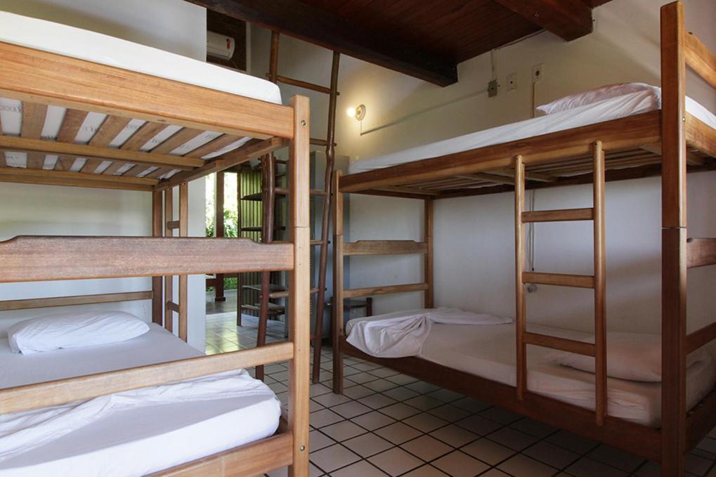 Novos Baianos Hostel E Pousada Porto Seguro Extérieur photo Hostel beds